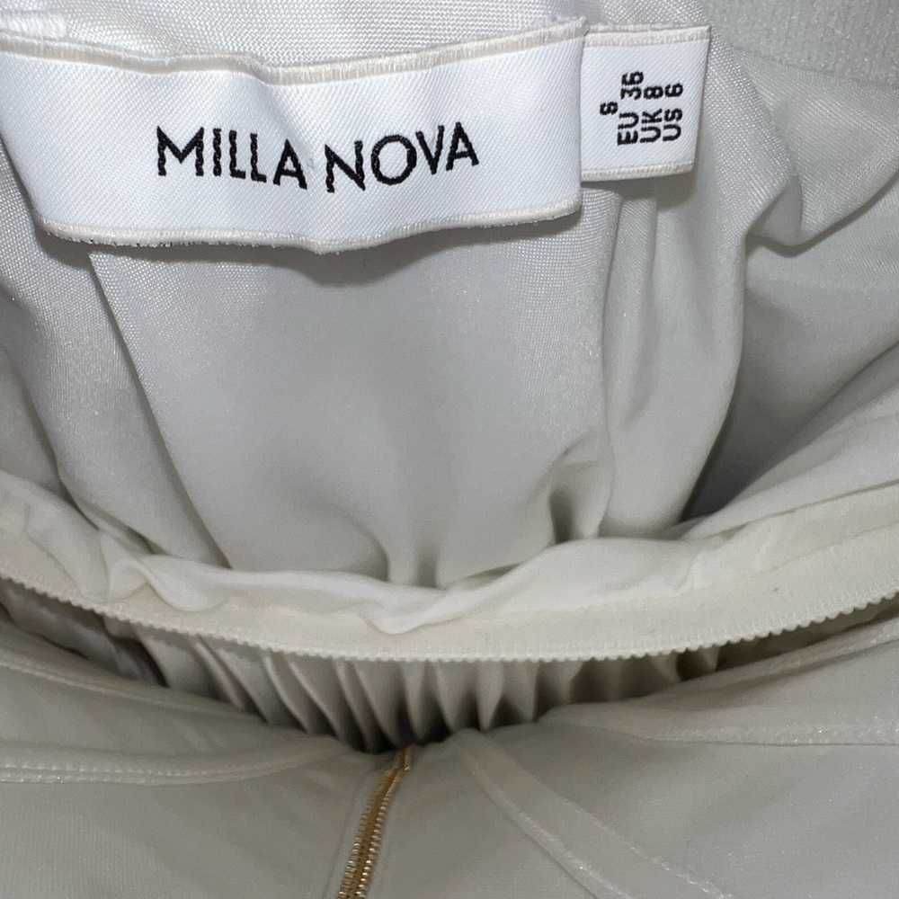 MillaNova Elegant Cream Wedding Dress - Picture 5 of 10